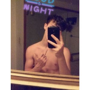 Meet your Posher, Jonathan